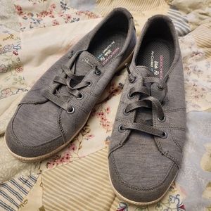 Grey Sneakers by Sketchers 9W